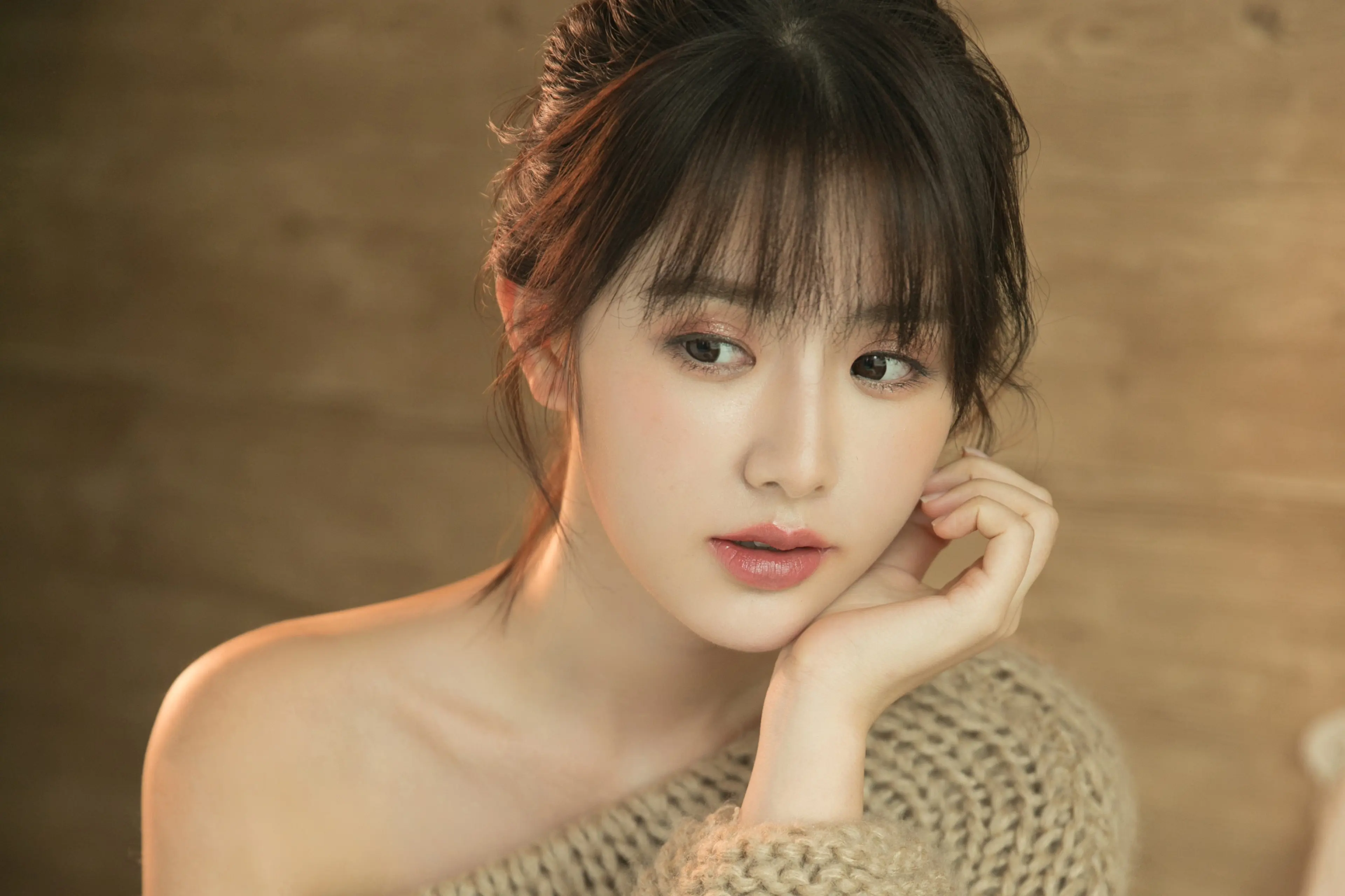温岭西宁私人伴游陈娟儿的联系方式