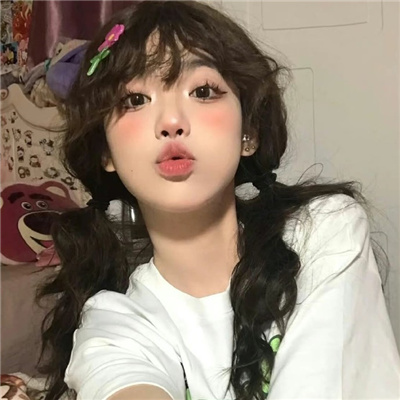 温岭伴游女生卞寄蕾的资料